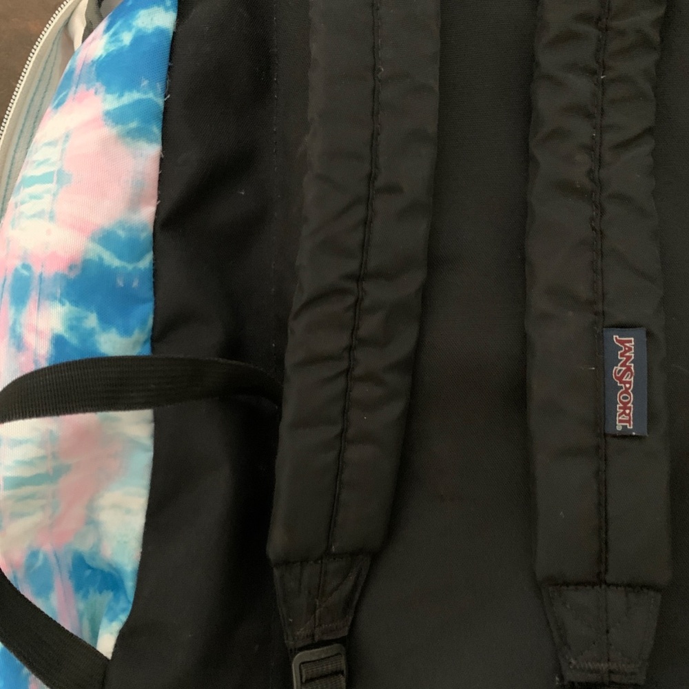 Back pack - Picture 2 of 2